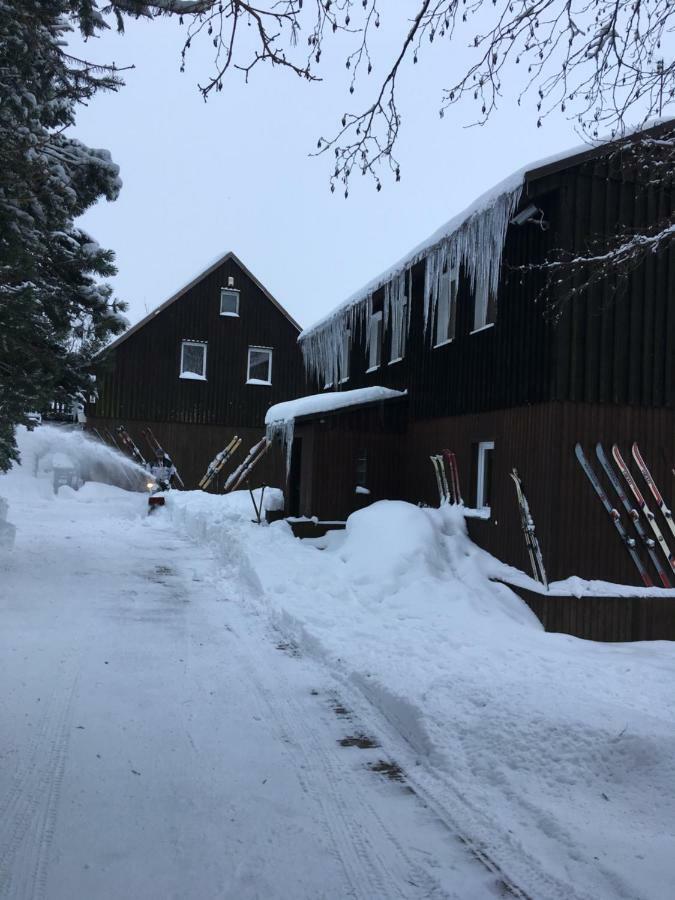 Medvědí boudy Loucná pod Klínovcem Exterior foto